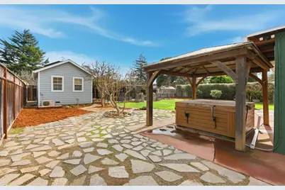 2025 Yorkshire Way, Mountain View, CA 94040 - Photo 38