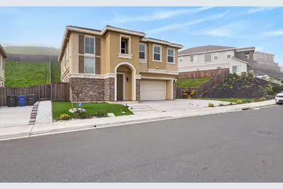 3142 Cortina Dr, Pittsburg, CA 94565 - Photo 2