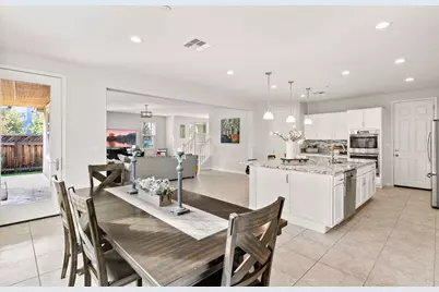 1070 S Atwood Ct, Mountain House, CA 95391 - Photo 12