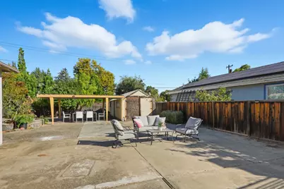 22081 Caroline Dr, Cupertino, CA 95014 - Photo 24