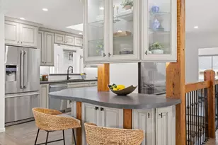 145 Devonshire Blvd, San Carlos, CA 94070 - Photo 4