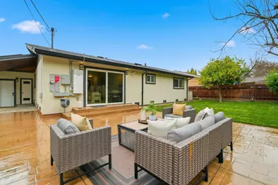 847 San Luppe Dr, Mountain View, CA 94043 - Photo 24