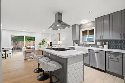 847 San Luppe Dr, Mountain View, CA 94043 - Photo 8