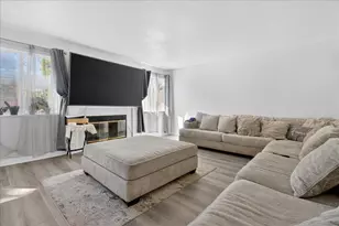 1911 Glarner St, Hollister, CA 95023 - Photo 8