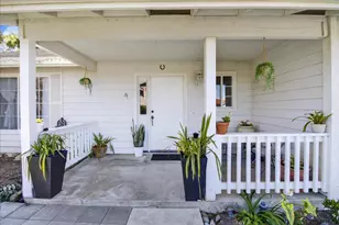 1911 Glarner St, Hollister, CA 95023 - Photo 4