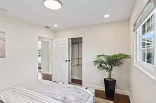 1020 W Homestead Rd, Sunnyvale, CA 94087 - Photo 20