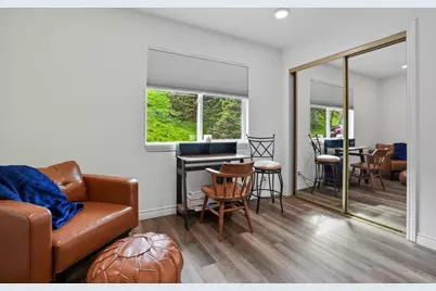 105 Oakridge Dr, Daly City, CA 94014 - Photo 16