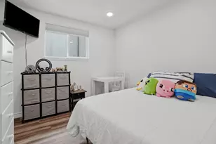 105 Oakridge Dr, Daly City, CA 94014 - Photo 22