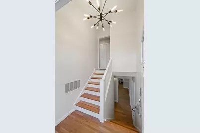 7 Yellowstone Way, Pacifica, CA 94044 - Photo 2