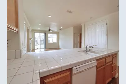 5721 Beadnell Way, Sacramento, CA 95835 - Photo 20