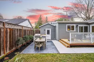 380 San Carlos Ave, Redwood City, CA 94061 - Photo 24