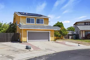 800 Treasure Ln, Manteca, CA 95337 - Photo 2