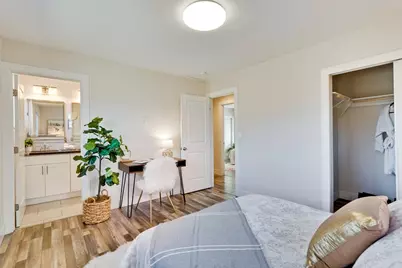 5596 Vassar Dr, San Jose, CA 95118 - Photo 26