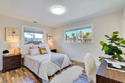 5596 Vassar Dr, San Jose, CA 95118 - Photo 24