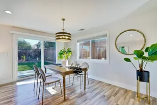 5596 Vassar Dr, San Jose, CA 95118 - Photo 16