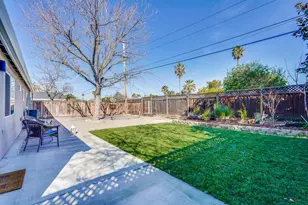 5596 Vassar Dr, San Jose, CA 95118 - Photo 40