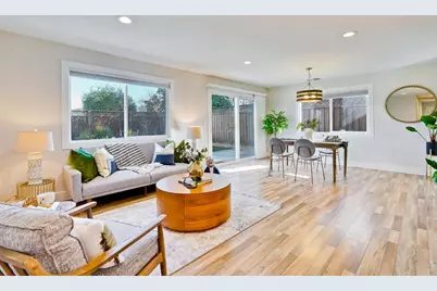 5596 Vassar Dr, San Jose, CA 95118 - Photo 6