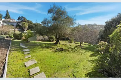 217 Bay View Dr, San Carlos, CA 94070 - Photo 46