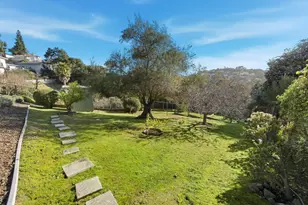 217 Bay Vw Dr, San Carlos, CA 94070 - Photo 46