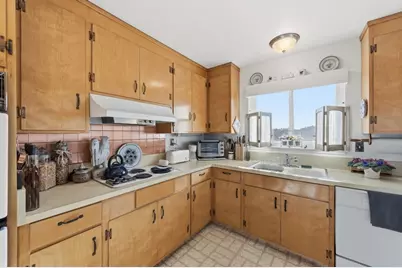 217 Bay View Dr, San Carlos, CA 94070 - Photo 16