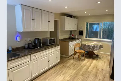 1260 Glacier Dr, Milpitas, CA 95035 - Photo 2