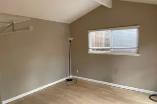 1260 Glacier Dr, Milpitas, CA 95035 - Photo 6
