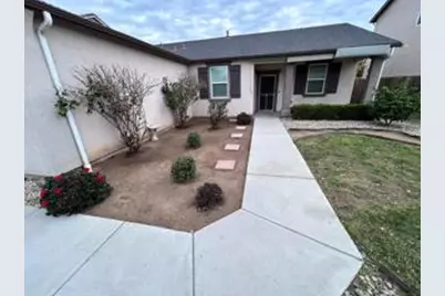 101 Rancho Mirage Rd, Madera, CA 93638 - Photo 1