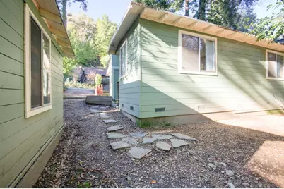 383 Riverview Dr, Boulder Creek, CA 95006 - Photo 8