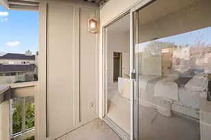 19224 Vineyard, Saratoga, CA 95070 - Photo 24