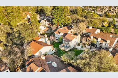 19224 Vineyard Ln, Saratoga, CA 95070 - Photo 44
