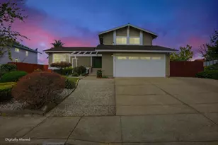 18737 W Cavendish Dr, Castro Valley, CA 94552 - Photo 2