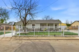 3712 42nd Ave, Sacramento, CA 95824 - Photo 2