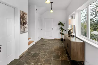 726 Hillcrest Dr, Redwood City, CA 94062 - Photo 14