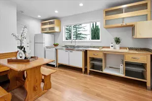 726 Hillcrest Dr, Redwood City, CA 94062 - Photo 34