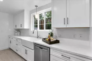 726 Hillcrest Dr, Redwood City, CA 94062 - Photo 16