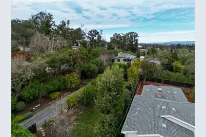 726 Hillcrest Dr, Redwood City, CA 94062 - Photo 50