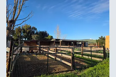 14200 Sycamore Ave, San Martin, CA 95046 - Photo 18