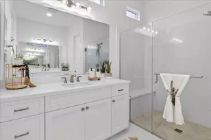 2102 White Oak Dr, Hollister, CA 95023 - Photo 12