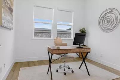 2102 White Oak Dr, Hollister, CA 95023 - Photo 10