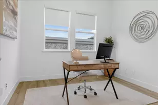 2102 White Oak Dr, Hollister, CA 95023 - Photo 10