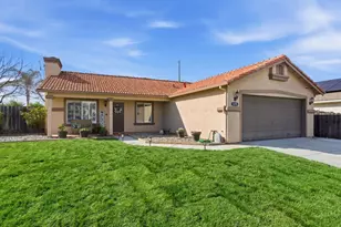 1270 Alder St, Hollister, CA 95023 - Photo 2