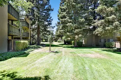 5274 Makati Cir, San Jose, CA 95123 - Photo 16