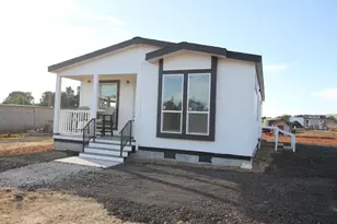 2055 Rucker Ave, Gilroy, CA 95020 - Photo 2