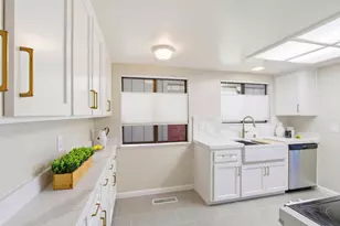 18944 Sara Park Cir, Saratoga, CA 95070 - Photo 10