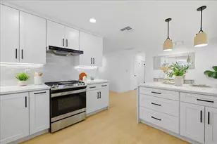 992 Hibiscus Ln, San Jose, CA 95117 - Photo 12