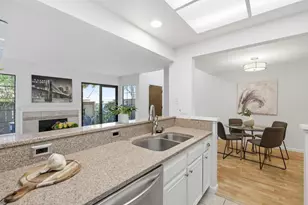 1947 Huxley Ct, San Jose, CA 95125 - Photo 20