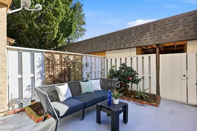 125 Connemara Way 32, Sunnyvale, CA 94087 - Photo 42
