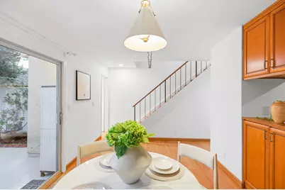 125 Connemara Way 32, Sunnyvale, CA 94087 - Photo 18