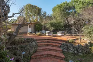 888 Robb Rd, Palo Alto, CA 94306 - Photo 24