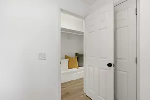 717 &amp 723 Ellsworth Pl, Palo Alto, CA 94306 - Photo 14